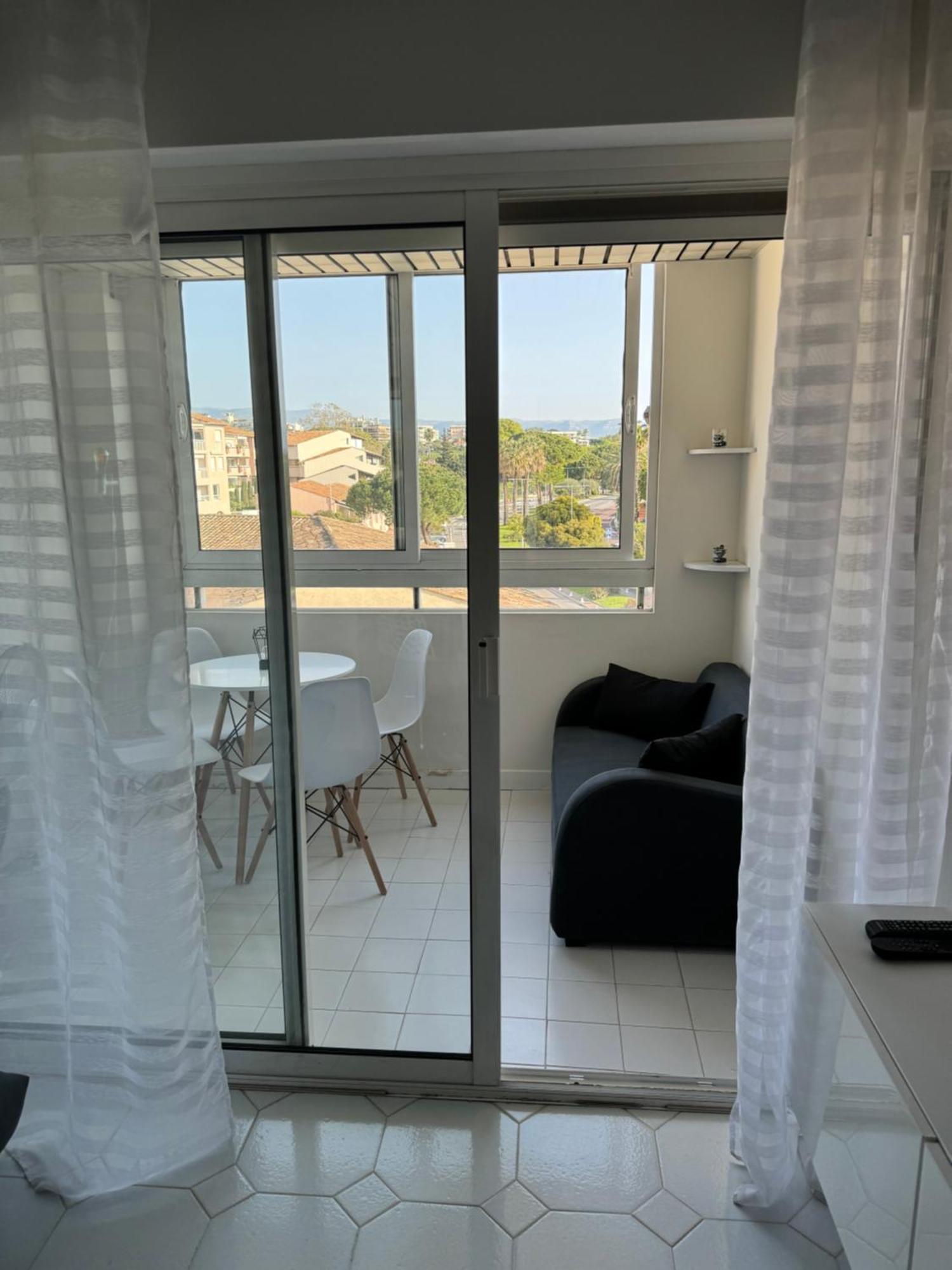 Studio Antibes Port Vauban. Exterior photo